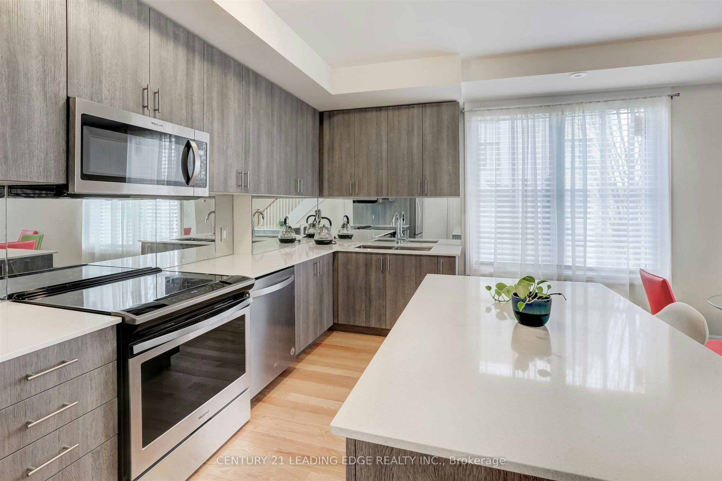 106-1180 Cawthra Road, Mississauga, ON, L5G 4K7 - 9