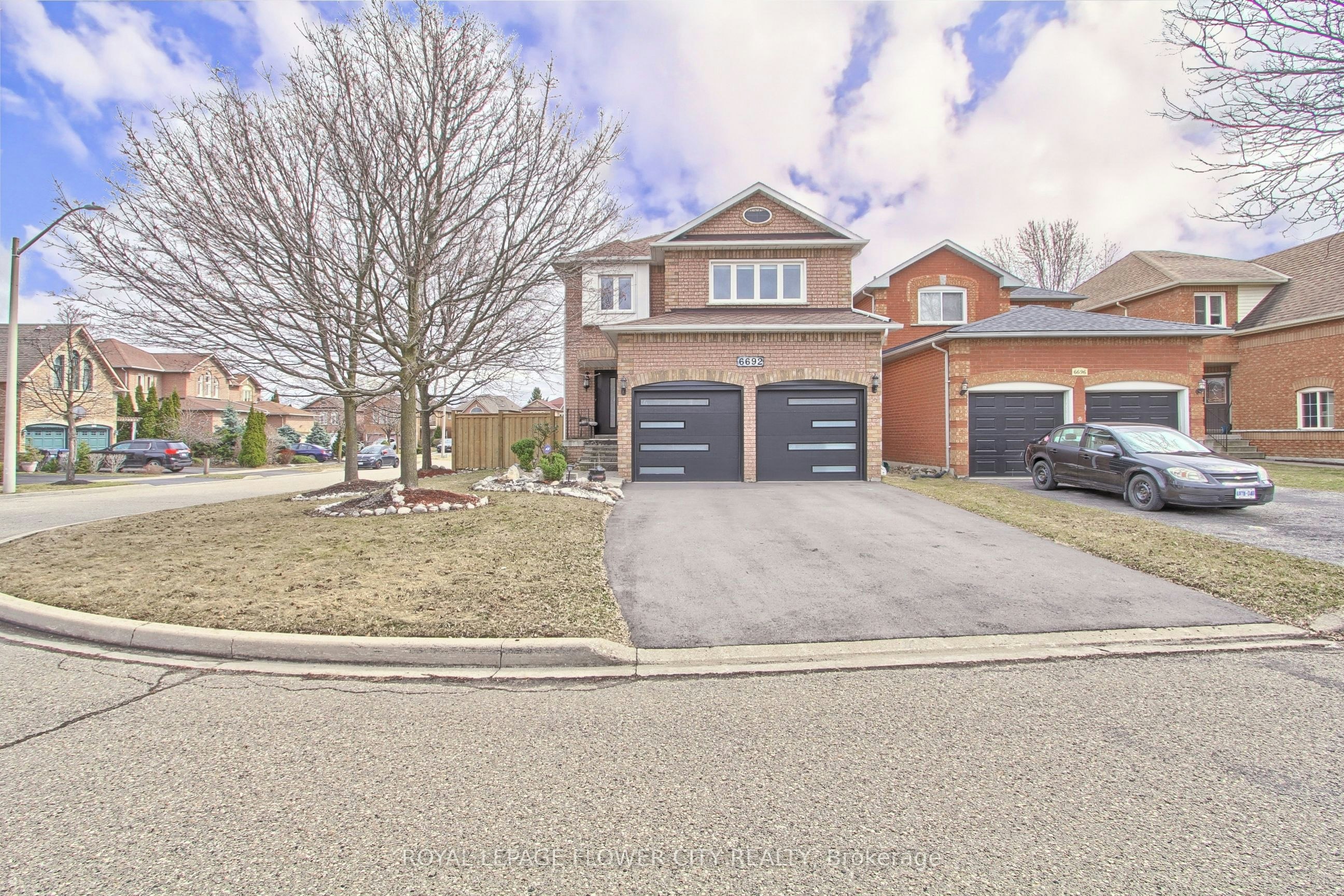 6692 Meteor Court, Mississauga, ON, L5N 7H9 - 4