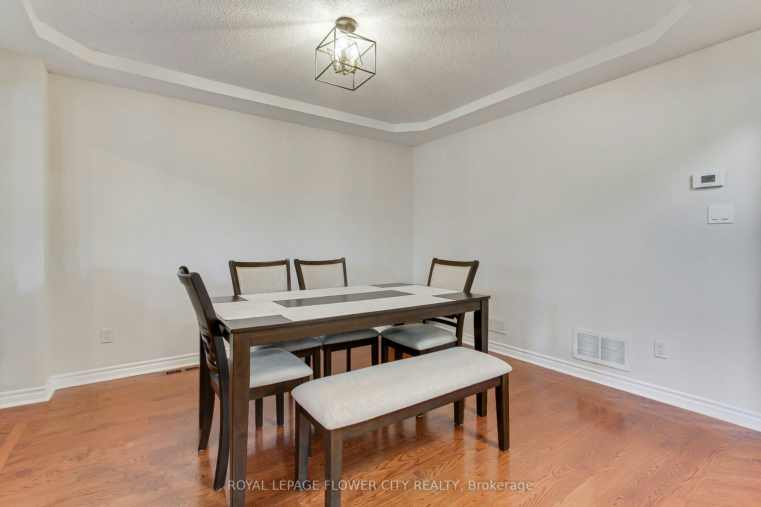 6692 Meteor Court, Mississauga, ON, L5N 7H9 - 9
