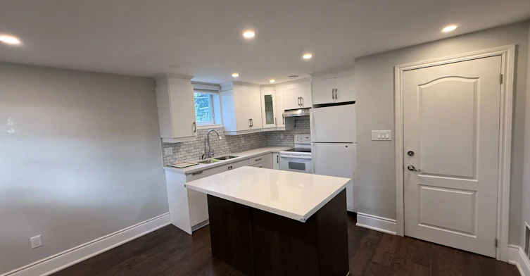 66 Ikley Road, Toronto, ON, M3J 1C6