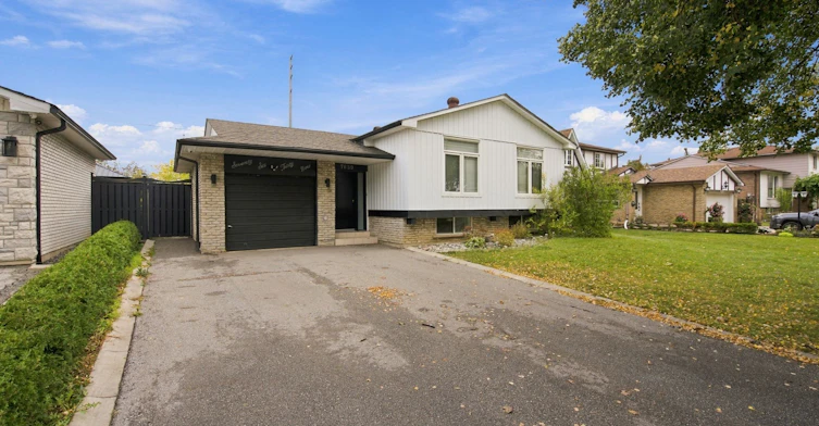 7639 Kittridge Drive, Mississauga, ON, L4T 3L9 - 2