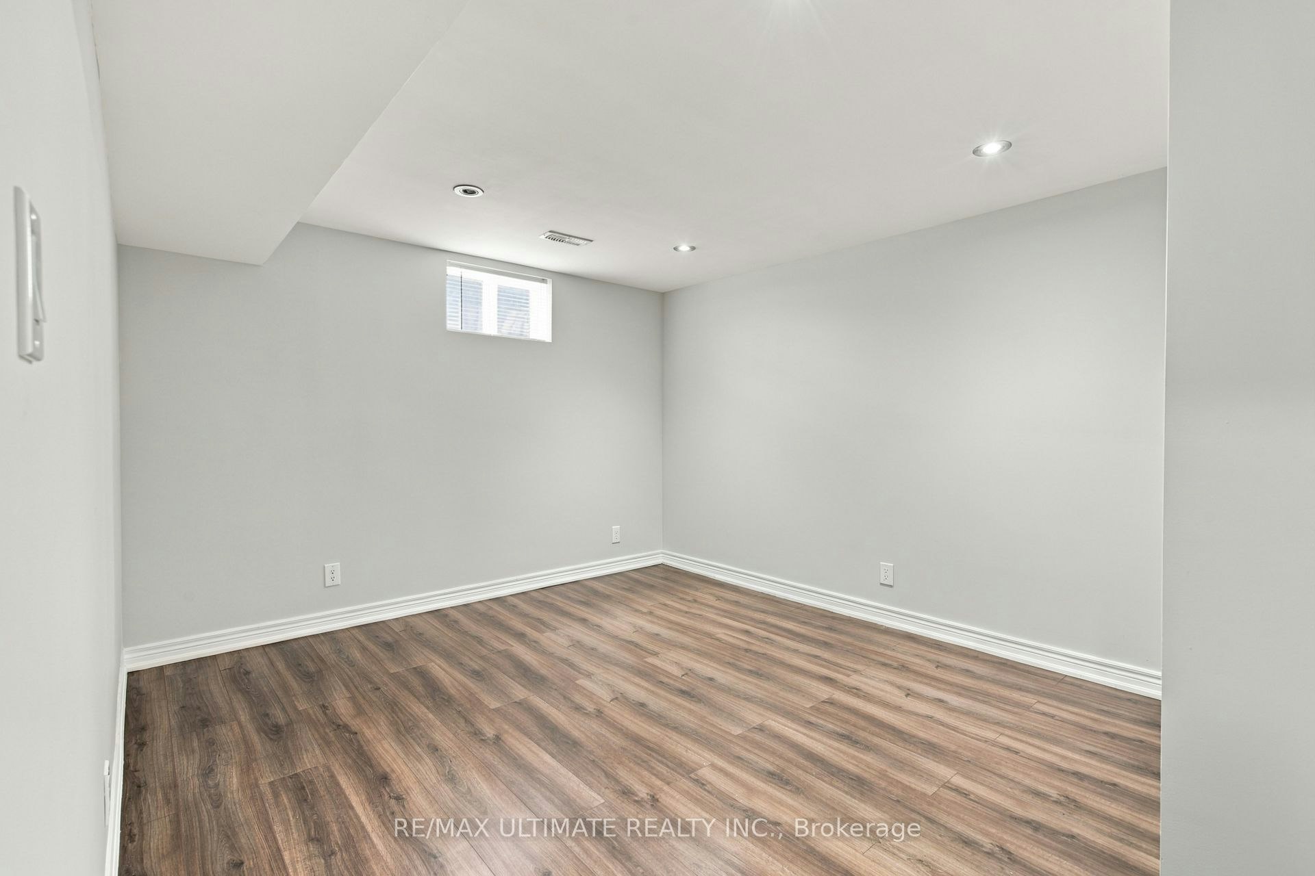 7639 Kittridge Drive, Mississauga, ON, L4T 3L9 - 16