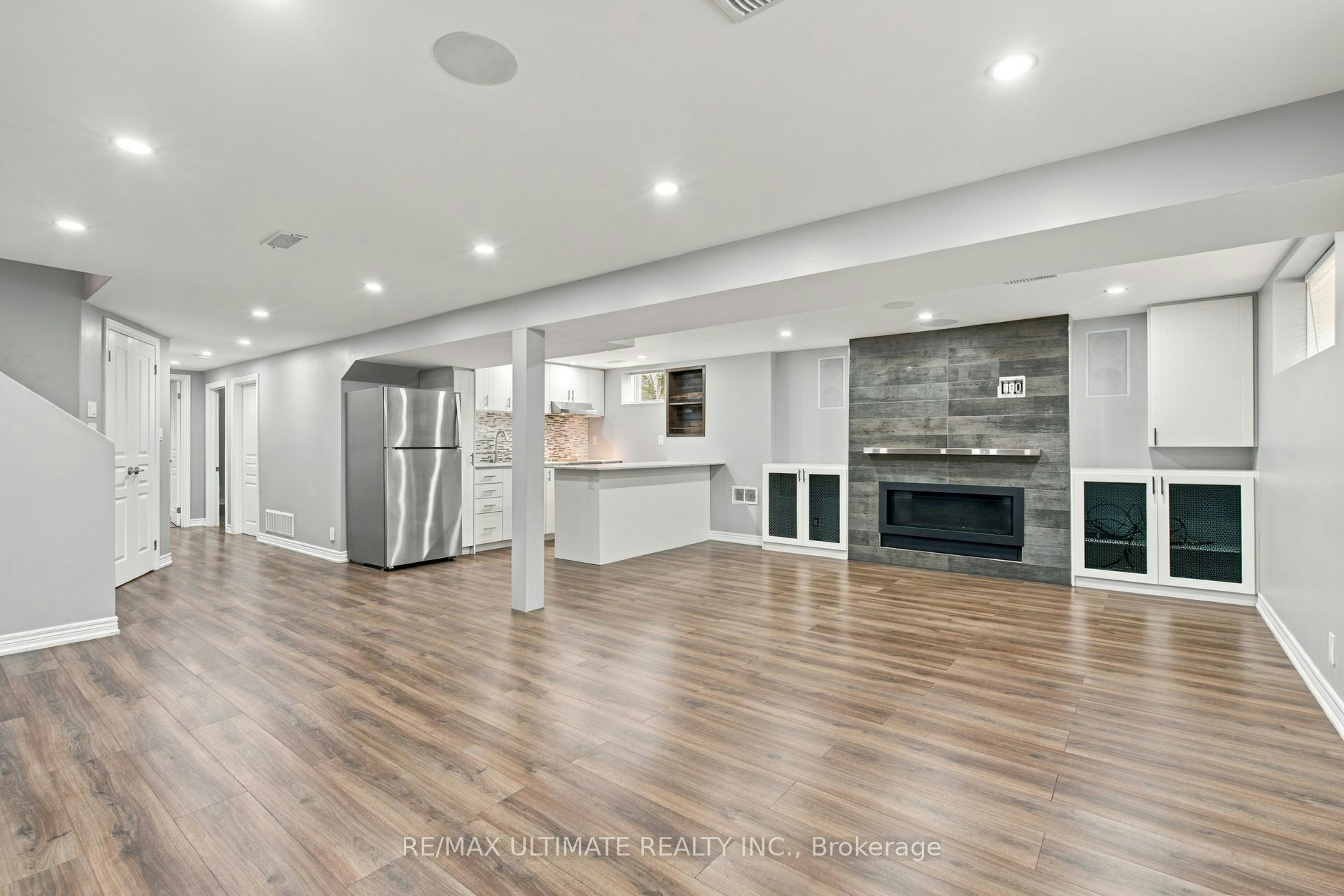 7639 Kittridge Drive, Mississauga, ON, L4T 3L9