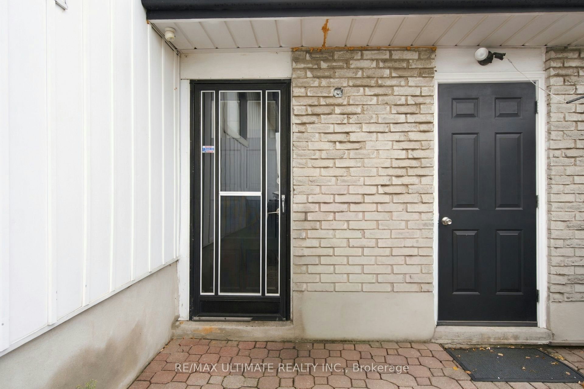 7639 Kittridge Drive, Mississauga, ON, L4T 3L9 - 4
