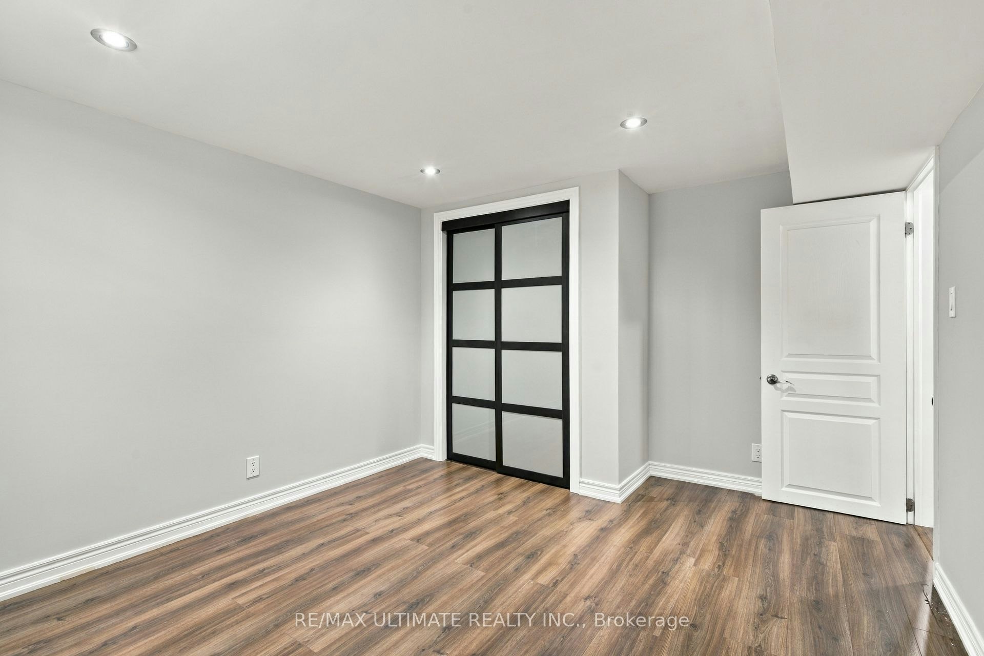 7639 Kittridge Drive, Mississauga, ON, L4T 3L9 - 15