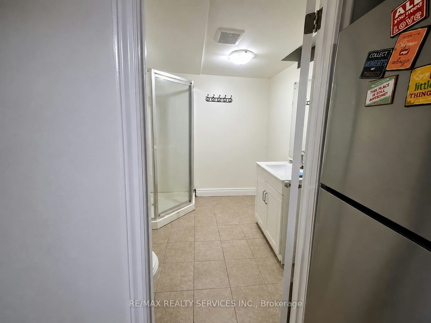 50 Banting Crescent, Brampton, ON, L6Y 2K9 - 3