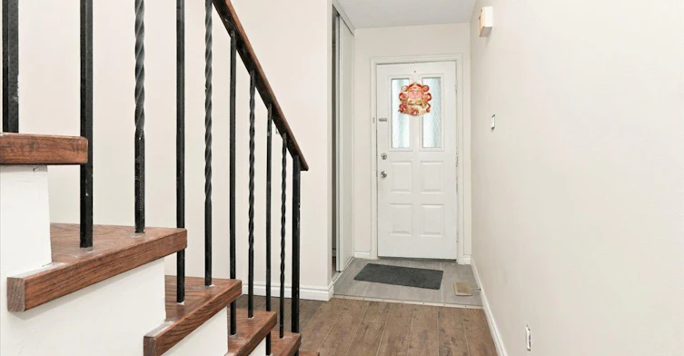 4118 Teakwood Drive, Mississauga, ON, L5C 3L6 - 3