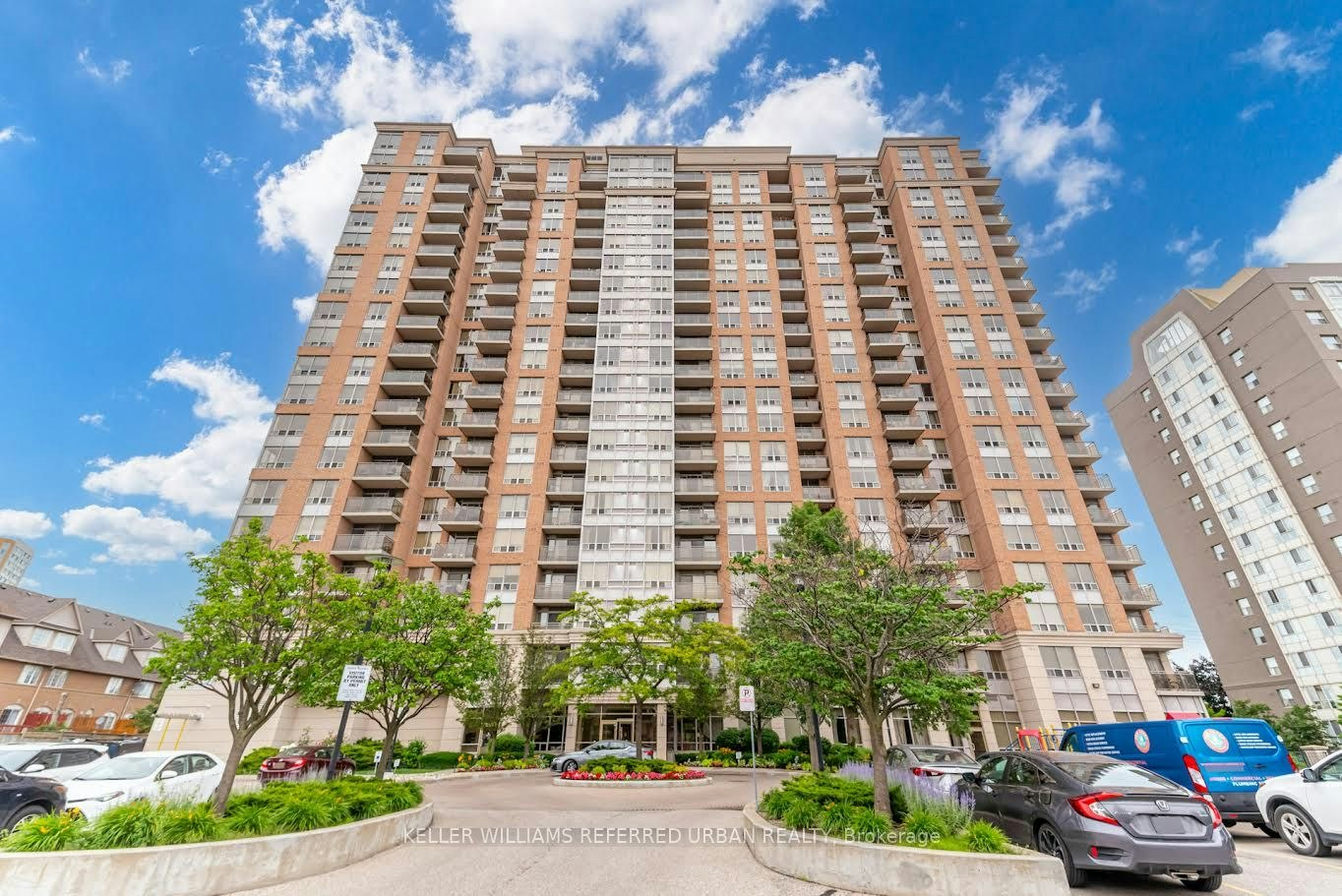 706-55 Strathaven Drive, Mississauga, ON, L5R 4G9