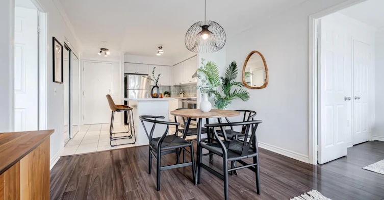706-55 Strathaven Drive, Mississauga, ON, L5R 4G9 - 3