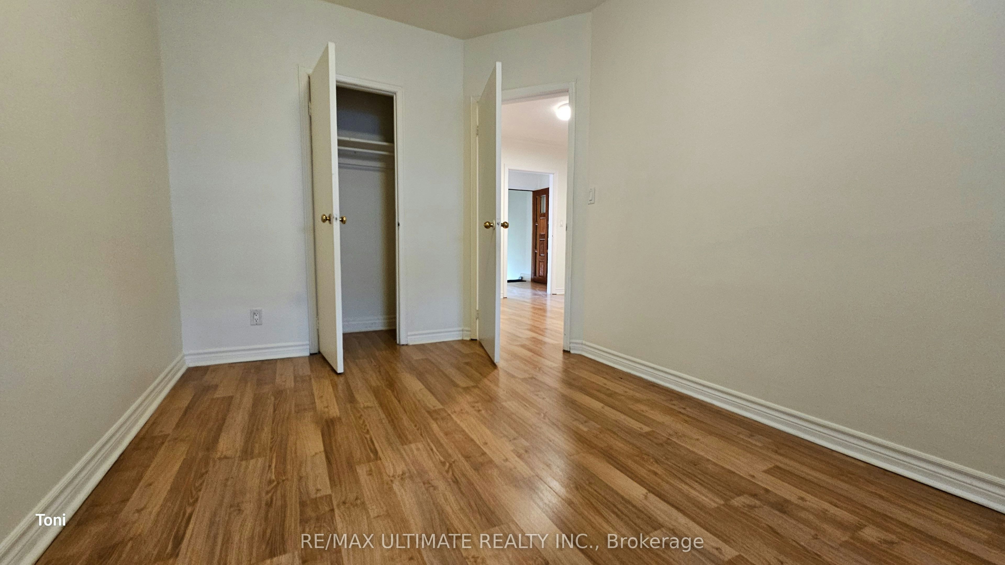 2nd floor-568 Rogers Road, Toronto, ON, M6M 1B6 - 12