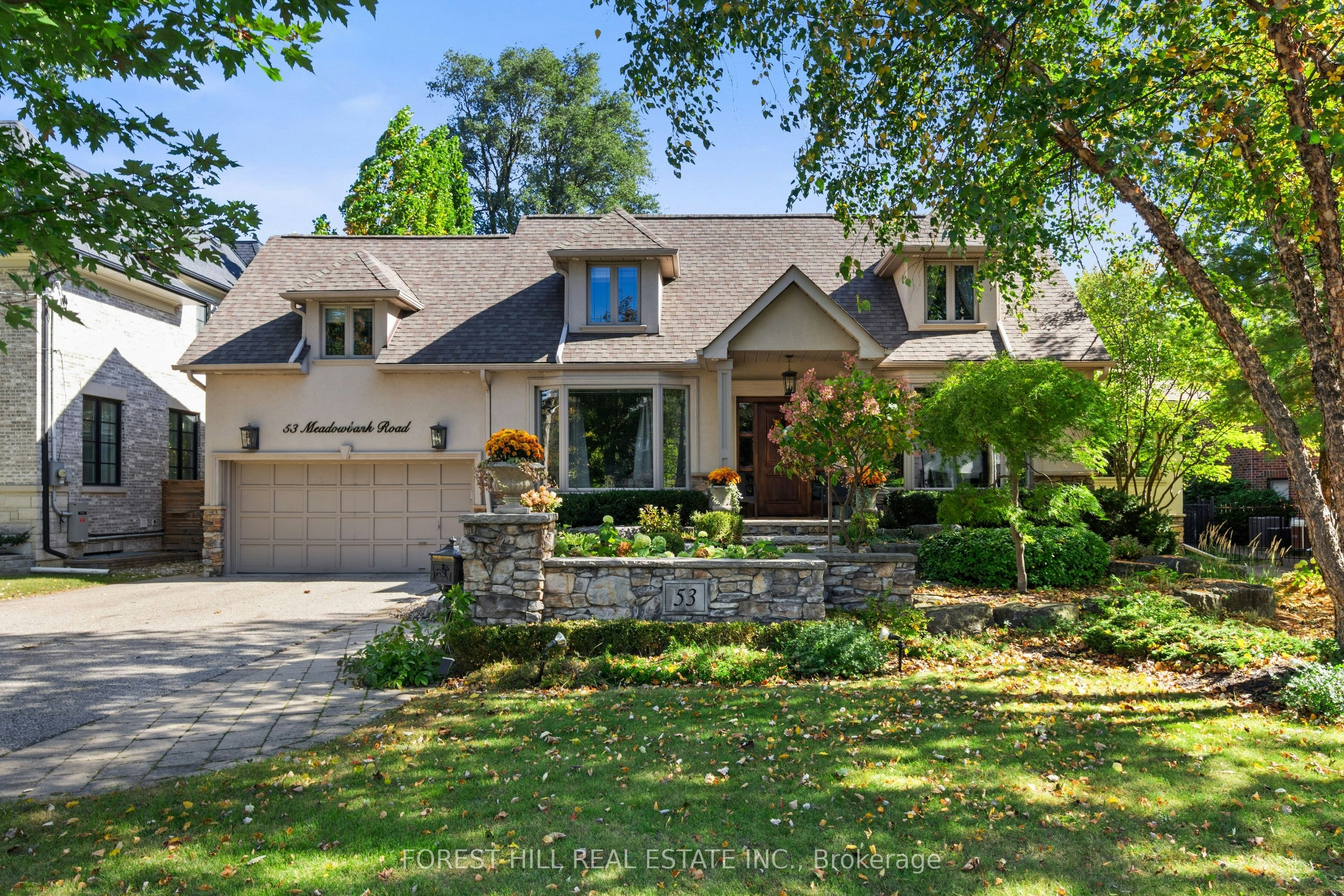 Lower-53 Meadowbank Road, Toronto, ON, M9B 5C7