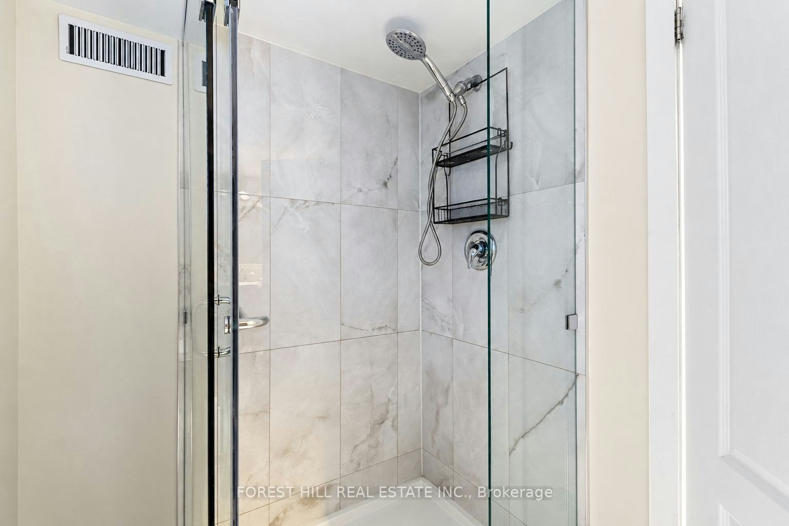 Lower-53 Meadowbank Road, Toronto, ON, M9B 5C7 - 8