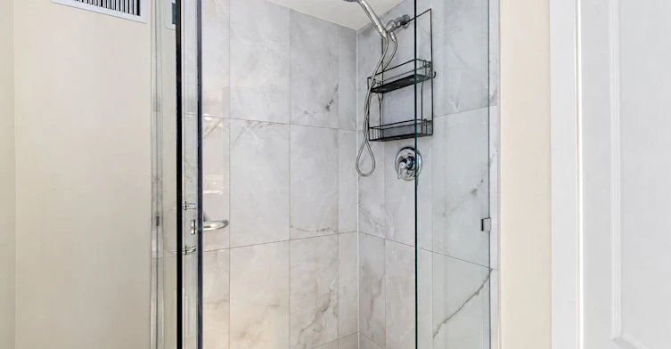 Lower-53 Meadowbank Road, Toronto, ON, M9B 5C7 - 8