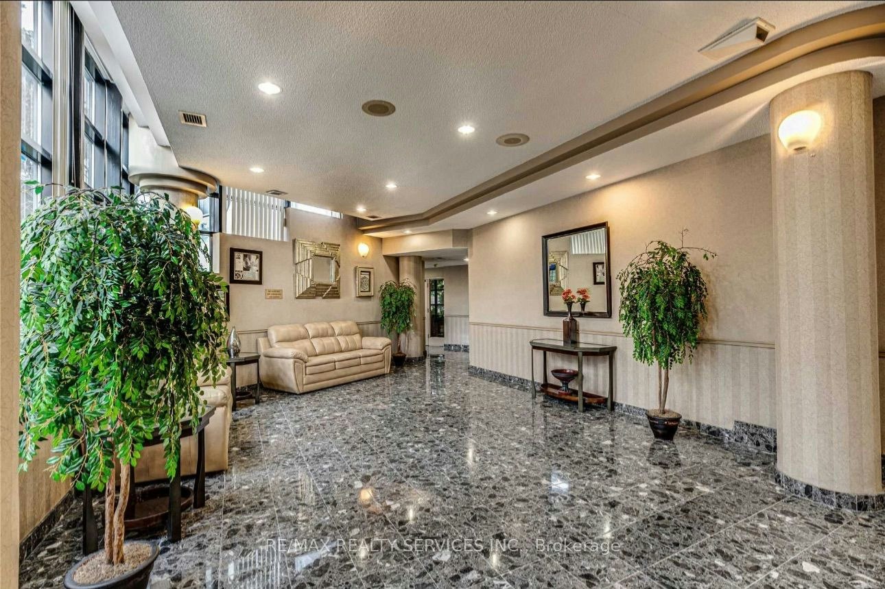 502-25 Trailwood Drive, Mississauga, ON, L4Z 3K9 - 6