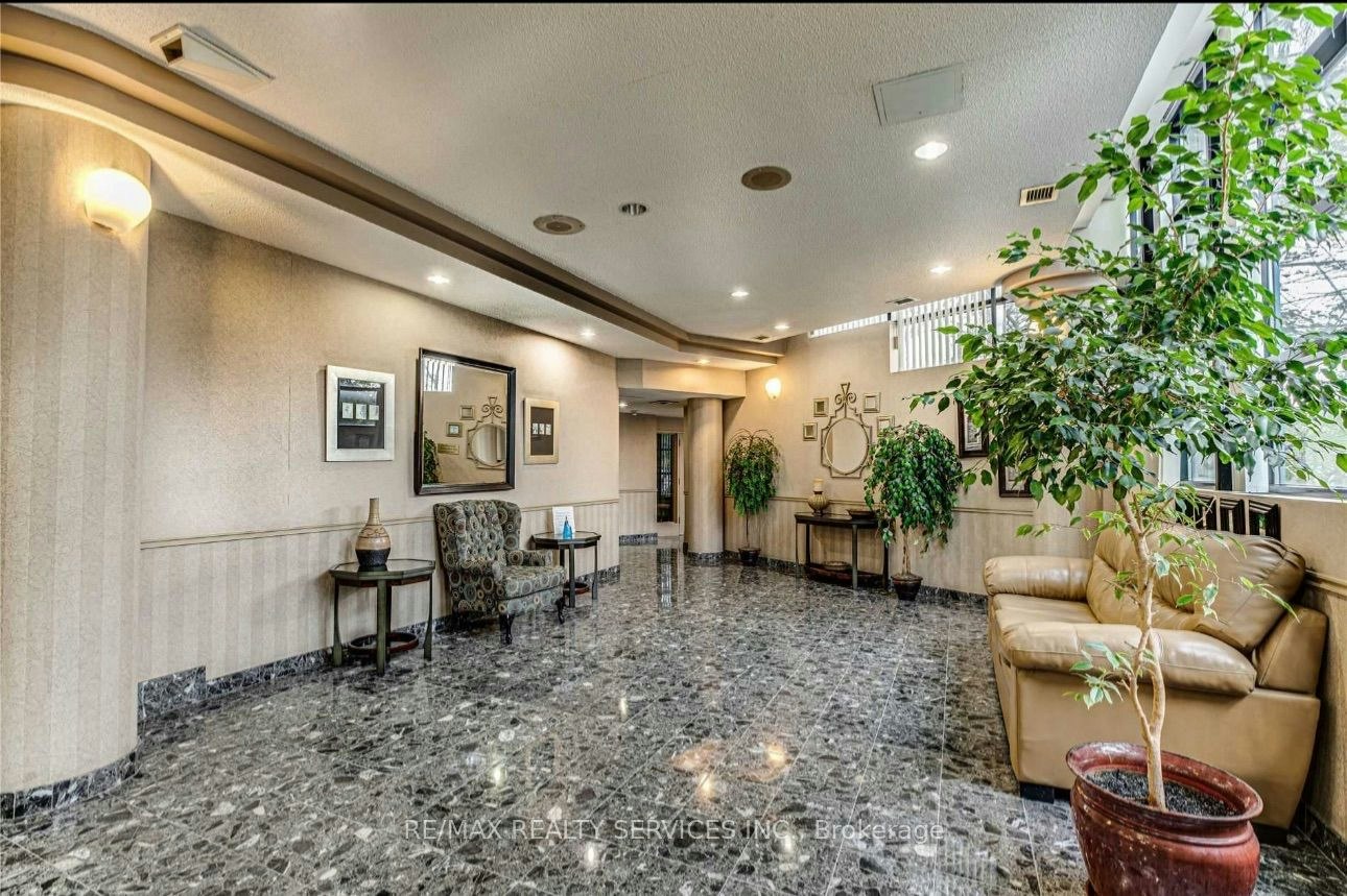 502-25 Trailwood Drive, Mississauga, ON, L4Z 3K9 - 4