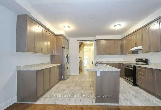 35 Dalbeattie Drive, Brampton, ON, L6Y 6H7 - 9