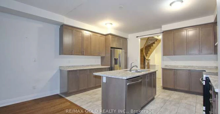 35 Dalbeattie Drive, Brampton, ON, L6Y 6H7 - 10