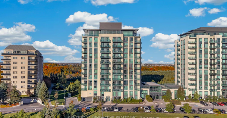 302-45 Yorkland Boulevard, Brampton, ON, L6P 4B4
