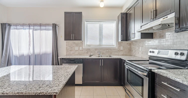11 Yately Street, Brampton, ON, L7A 4R9 - 9