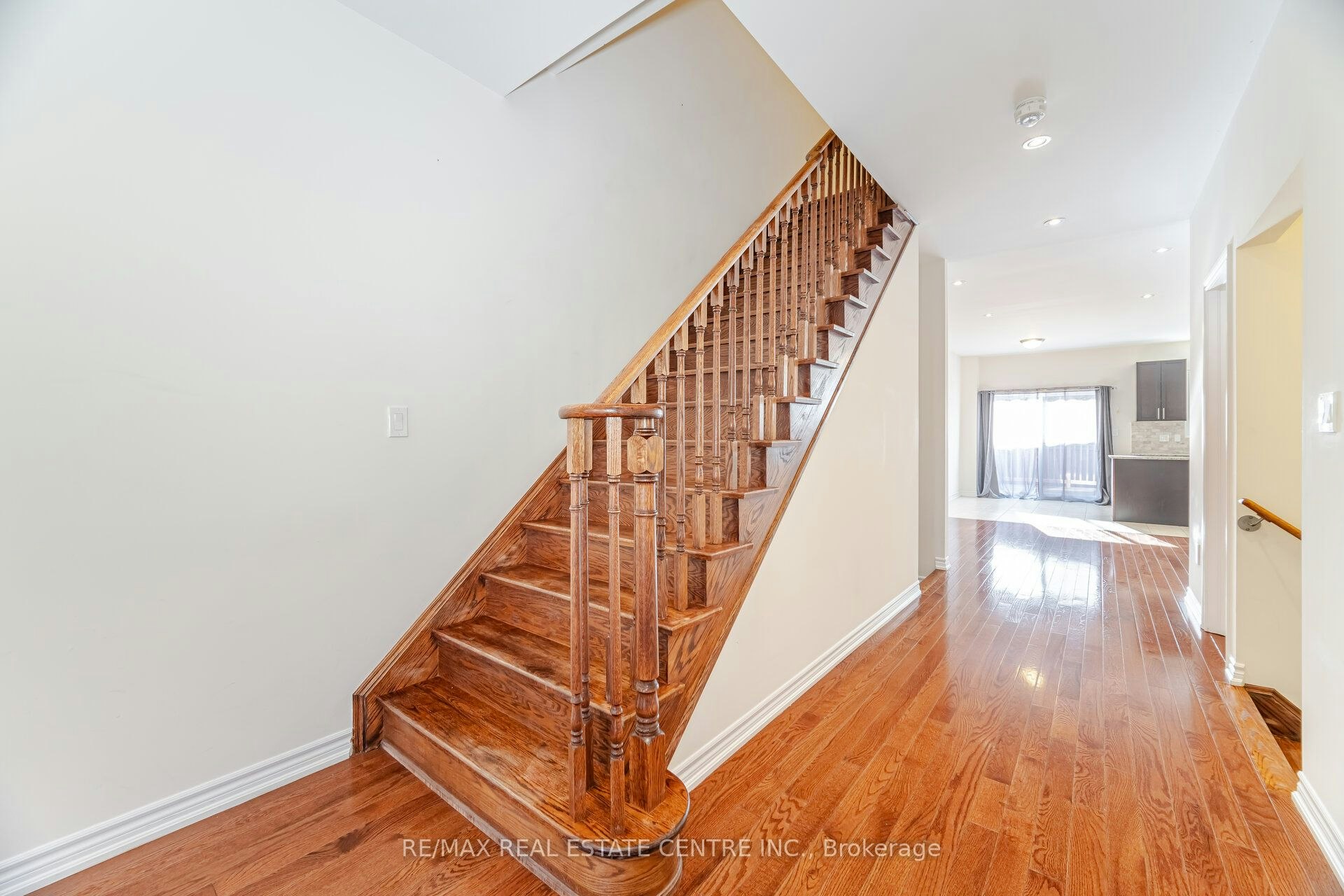 11 Yately Street, Brampton, ON, L7A 4R9 - 12