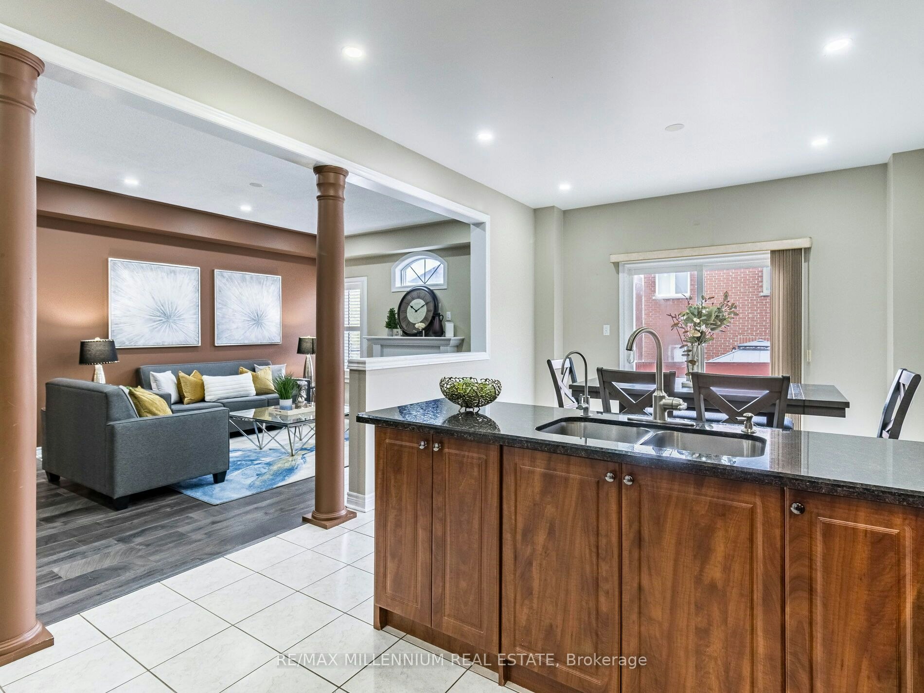 172 Pefferlaw Circle, Brampton, ON, L6Y 0L2 - 10