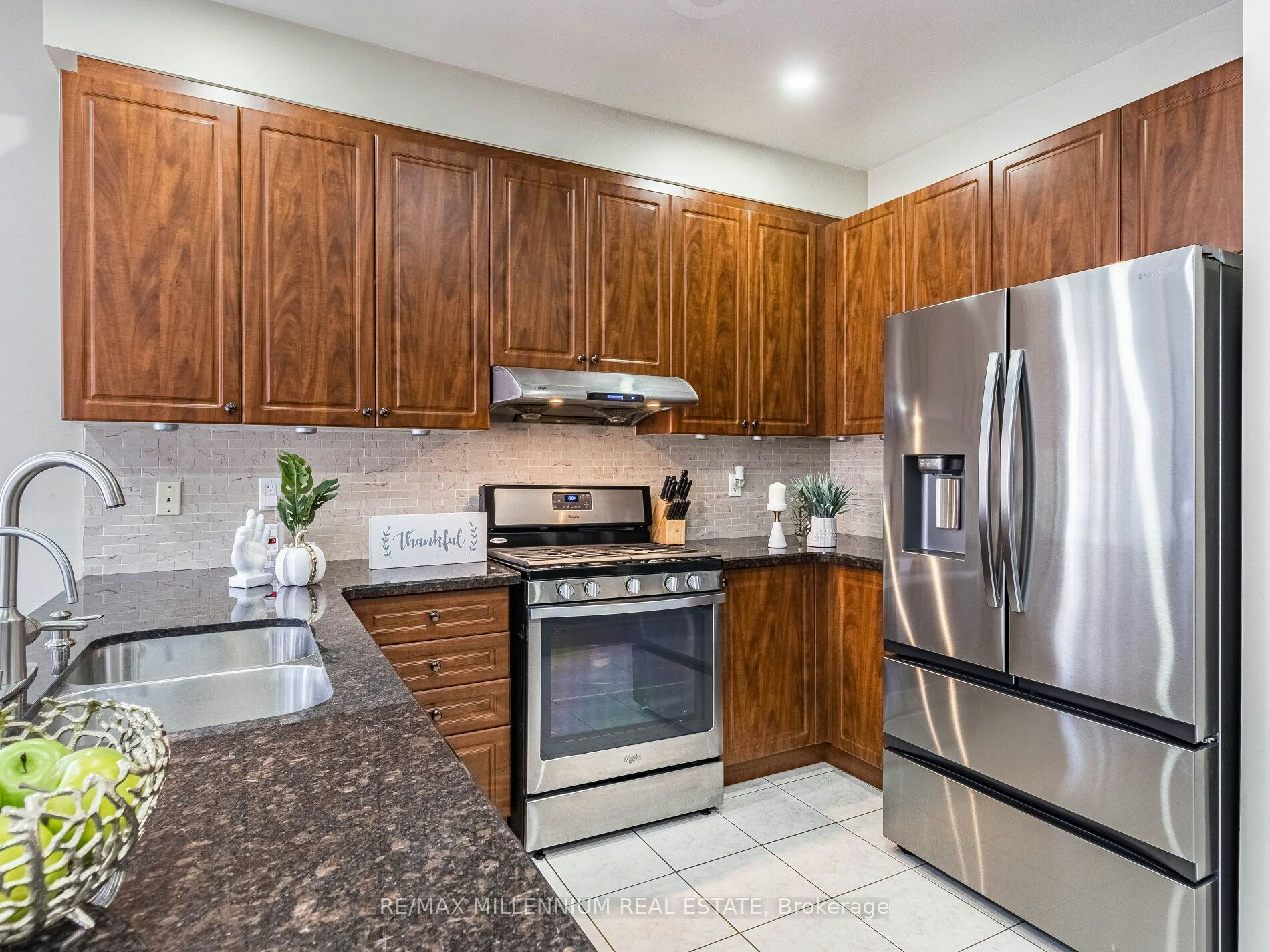 172 Pefferlaw Circle, Brampton, ON, L6Y 0L2 - 9
