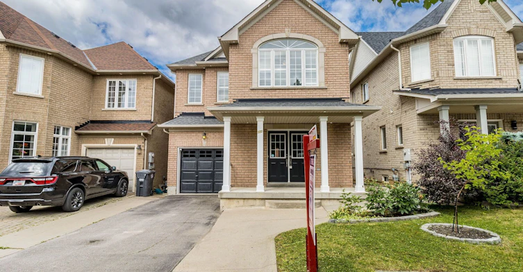 172 Pefferlaw Circle, Brampton, ON, L6Y 0L2