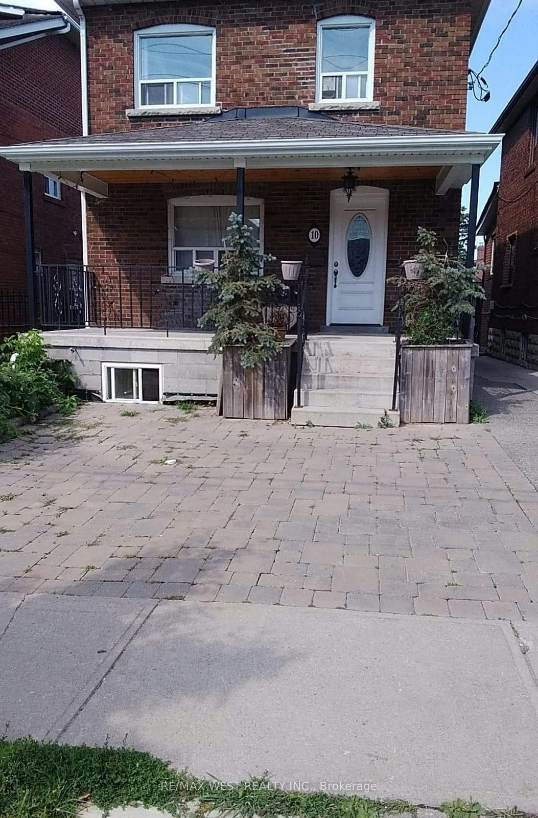 10 Fairbank Avenue, Toronto, ON, M6E 3Y4