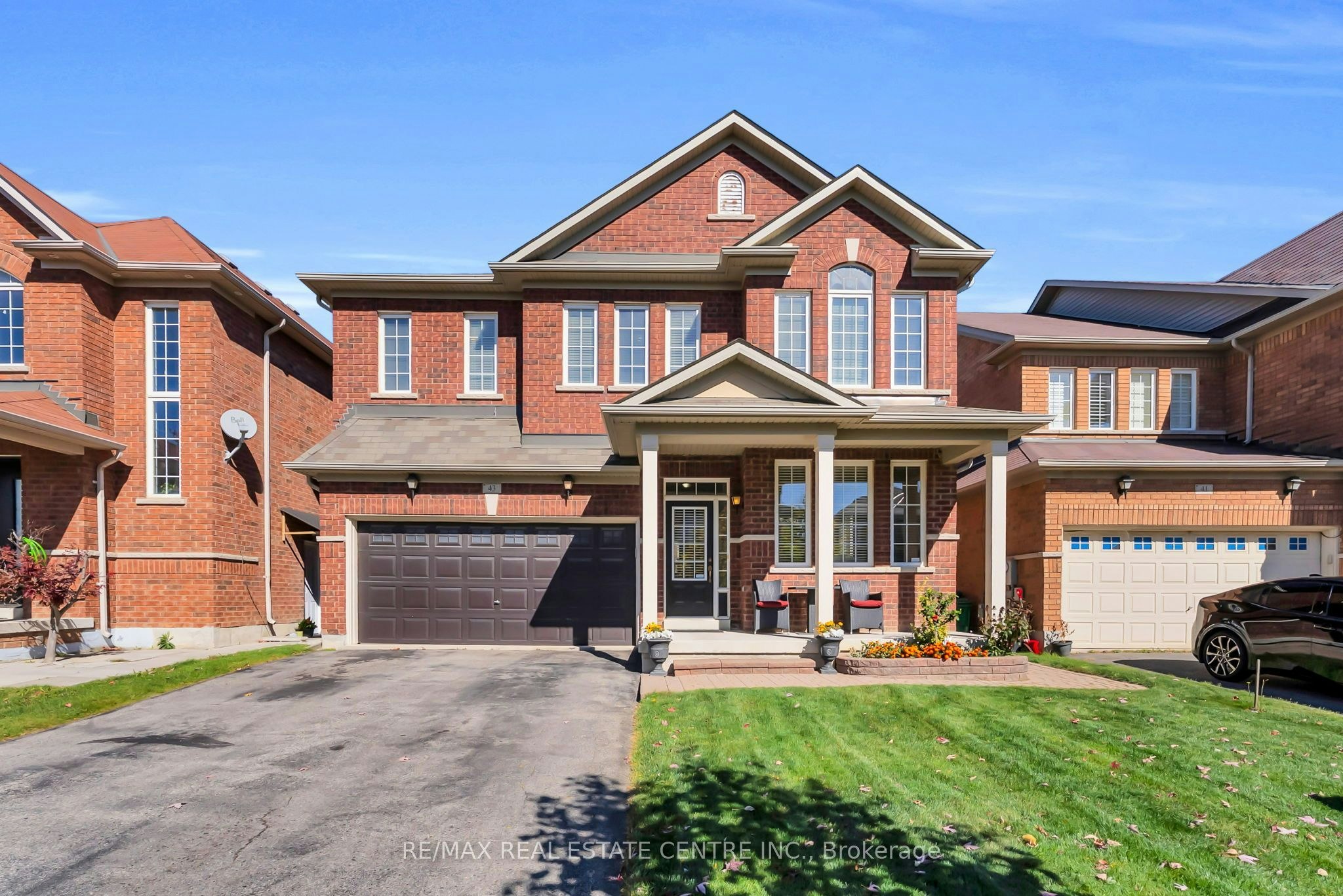 43 Delphinium Way, Brampton, ON, L7A 0N3