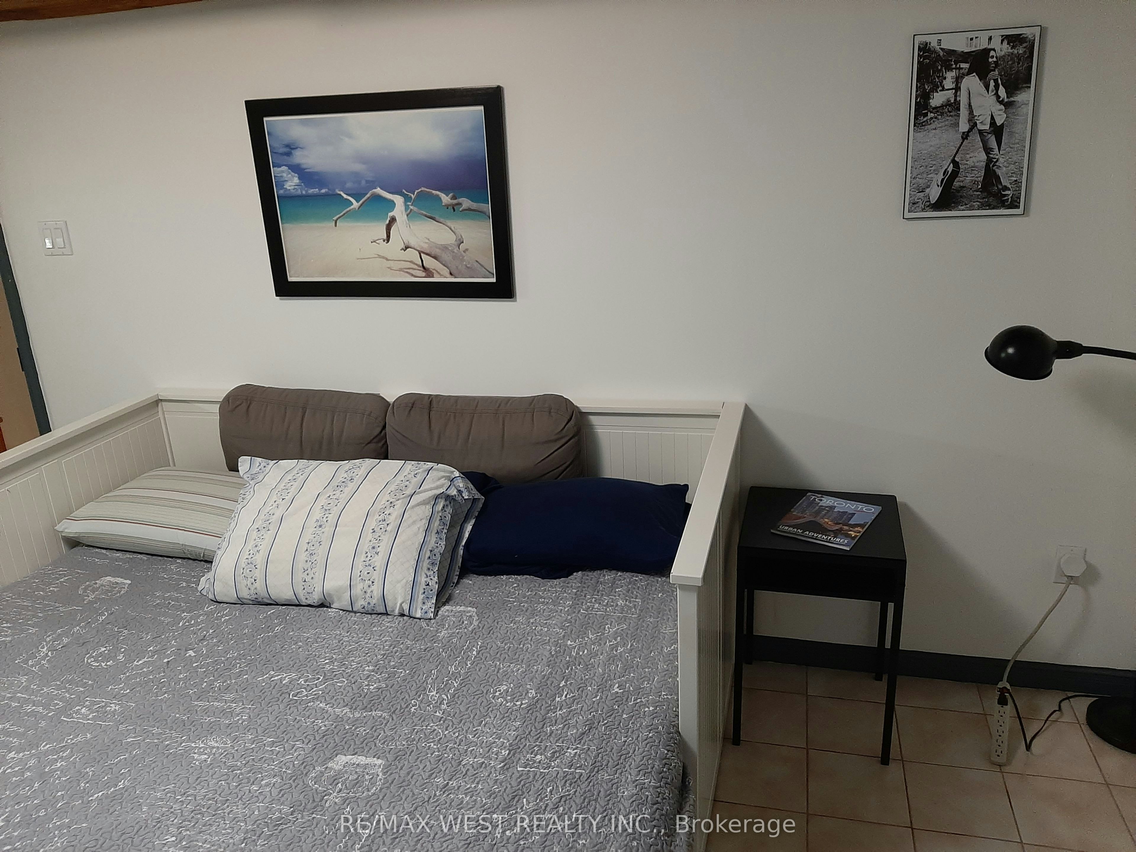 B1-34 Penhurst Avenue, Toronto, ON, M8Y 3A9 - 7