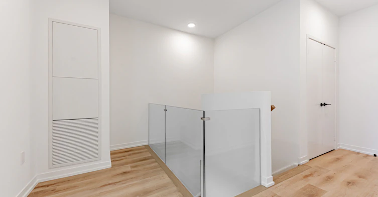 TH104-5 York Garden Way, Toronto, ON, M6A 2V1 - 10