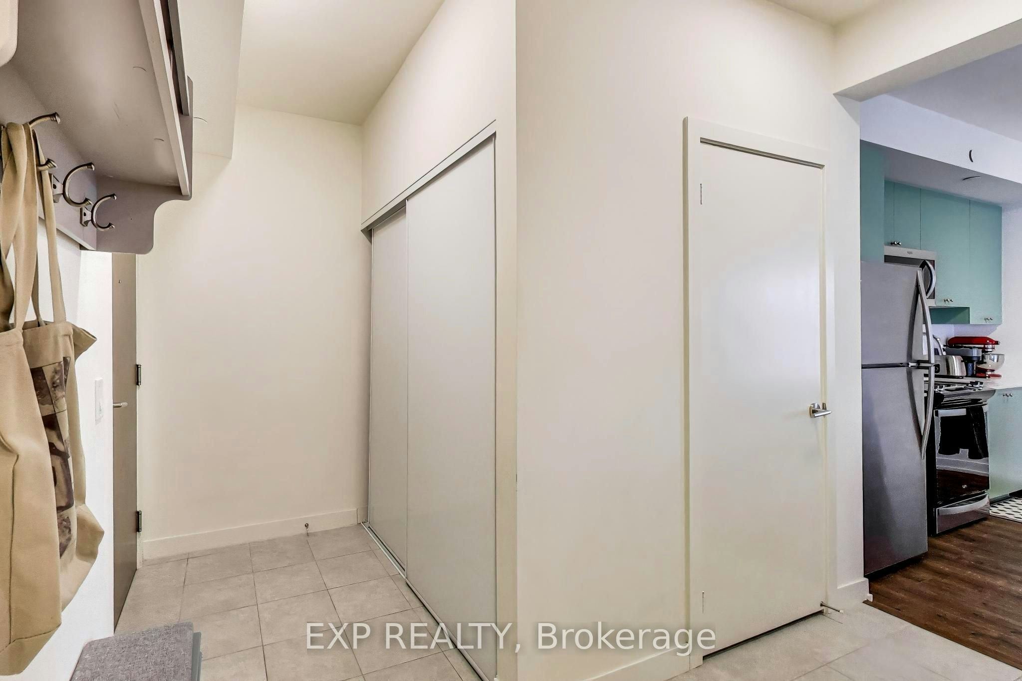 1106-10 Wilby Crescent, Toronto, ON, M9N 0B6 - 8