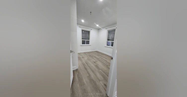 Upper-27 Inchcliffe Crescent, Toronto, ON, M9P 2N2 - 8