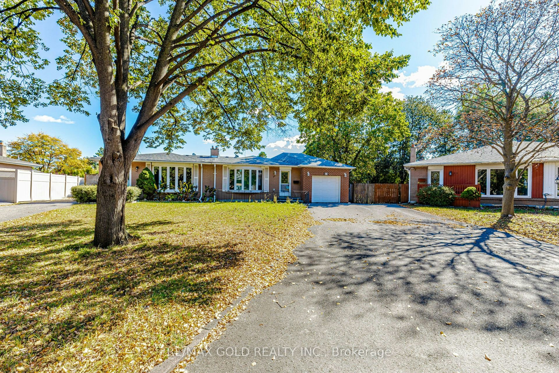 23 Brookdale Crescent, Brampton, ON, L6T 1M8