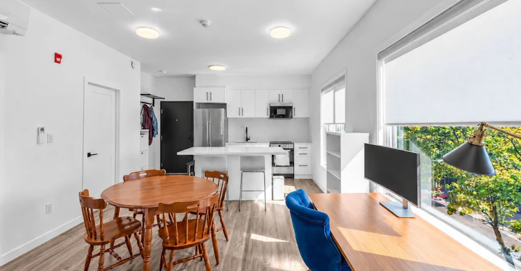 9-148 Glenlake Avenue, Toronto, ON, M6P 1E7 - 8