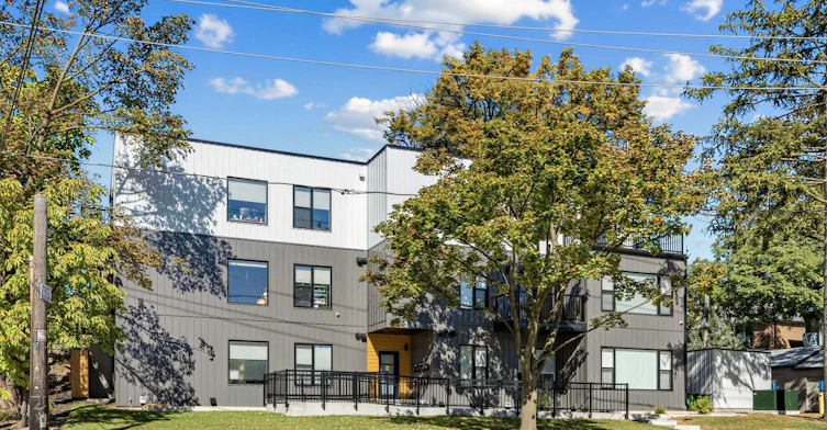 9-148 Glenlake Avenue, Toronto, ON, M6P 1E7 - 23