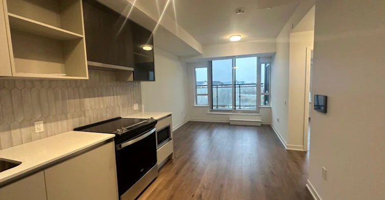 330-395 Dundas Street W, Oakville, ON, L6M 5R8 - 6