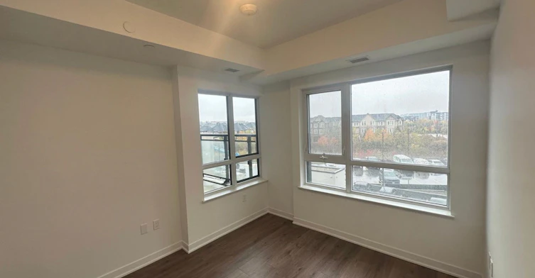 330-395 Dundas Street W, Oakville, ON, L6M 5R8 - 13