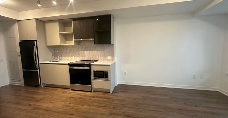 330-395 Dundas Street W, Oakville, ON, L6M 5R8 - 9