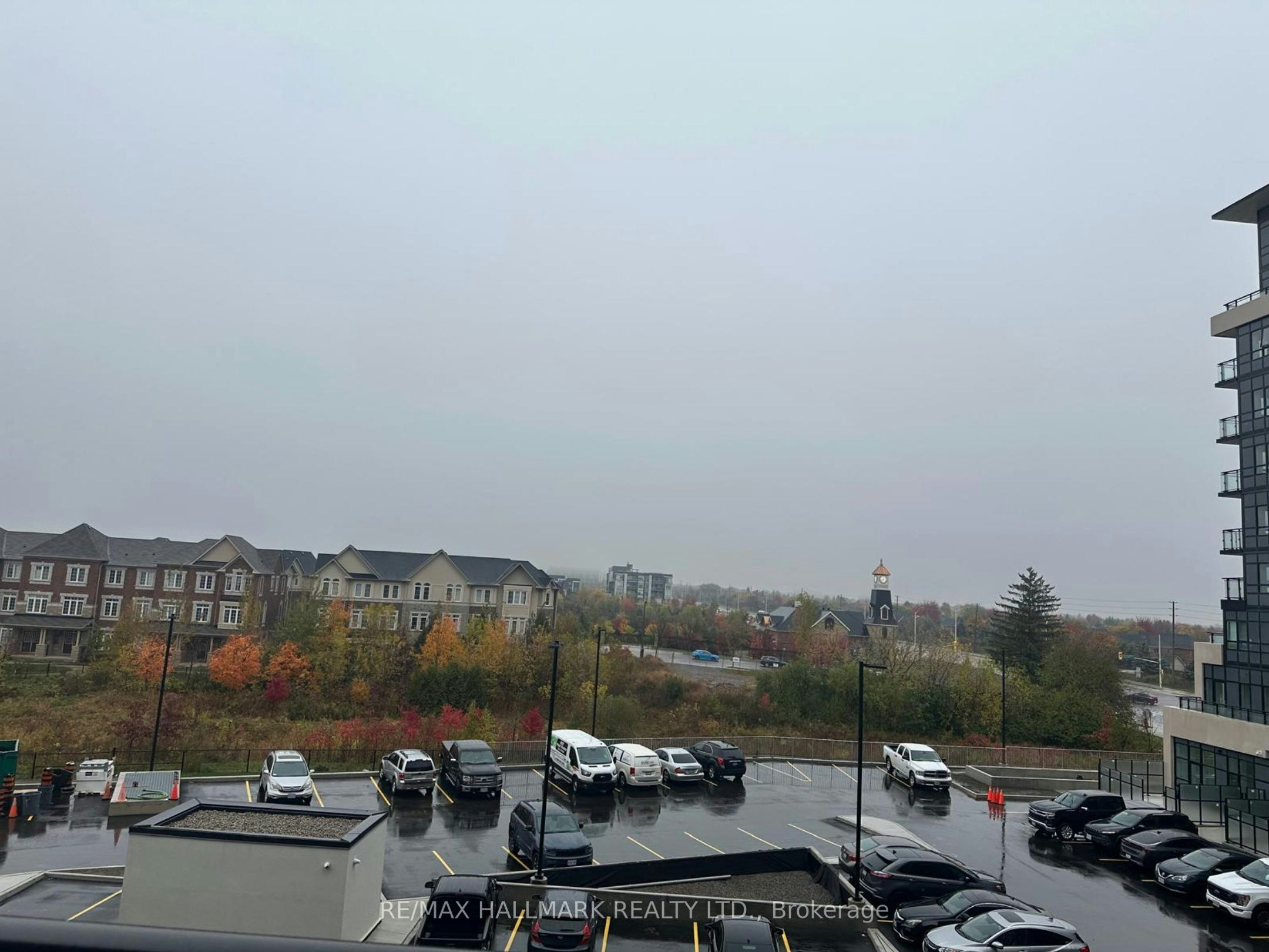 330-395 Dundas Street W, Oakville, ON, L6M 5R8 - 11