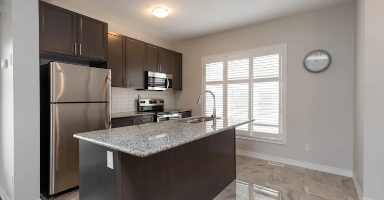 2314 Natasha Circle, Oakville, ON, L6M 0L1 - 5