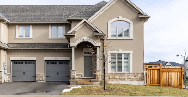 2314 Natasha Circle, Oakville, ON, L6M 0L1