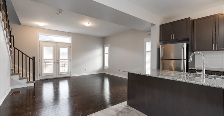 2314 Natasha Circle, Oakville, ON, L6M 0L1 - 6