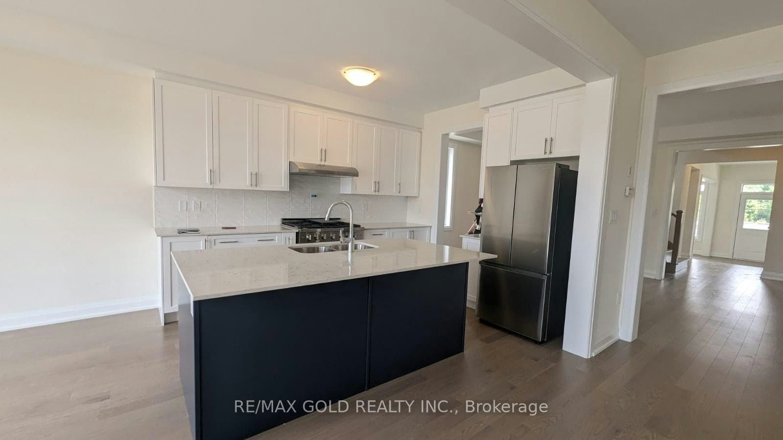 9 Sugar Pearl Road, Brampton, ON, L6Z 0K5 - 3