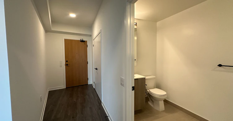 1913-2495 Eglinton Avenue W, Mississauga, ON, L5M 2V8 - 4