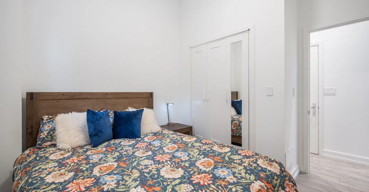 Lower-10 Katherine Road, Toronto, ON, M3K 1H9 - 27