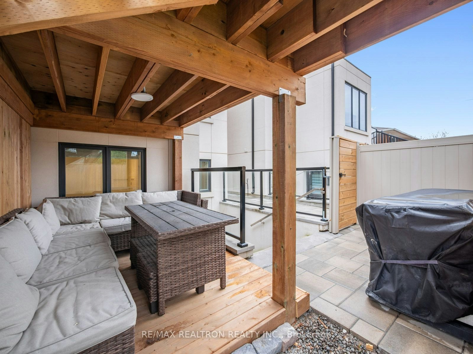 Lower-10 Katherine Road, Toronto, ON, M3K 1H9 - 35