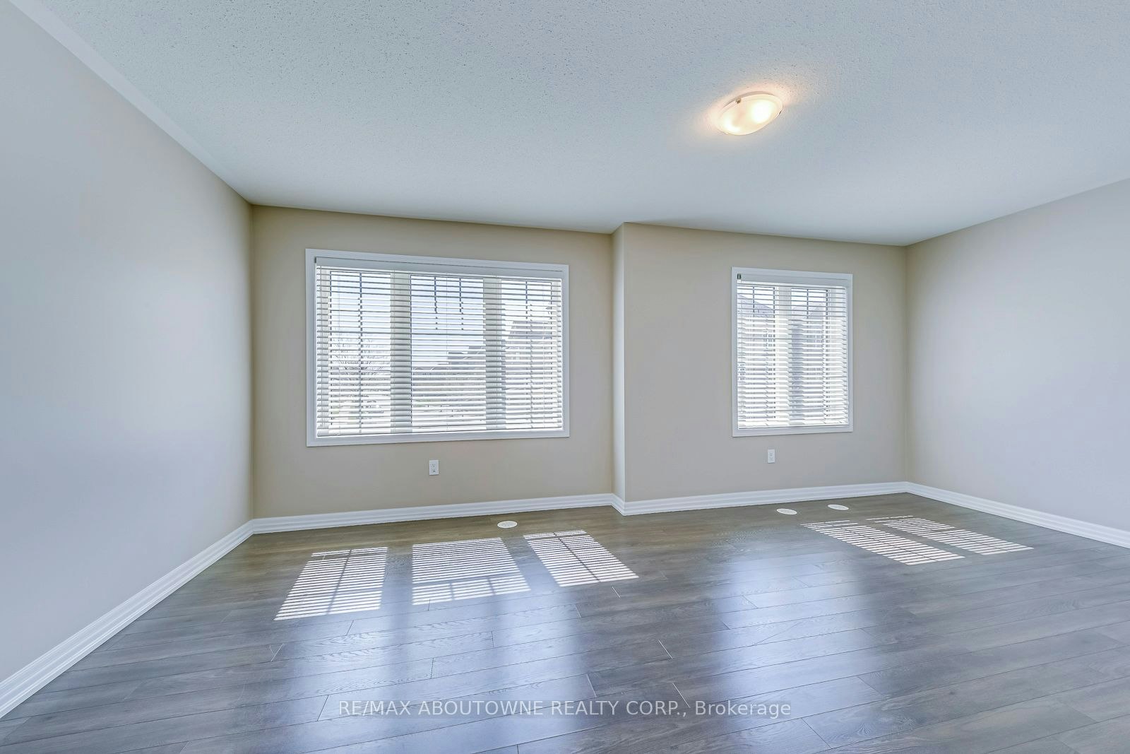 212 Ellen Davidson Drive, Oakville, ON, L6M 0V1 - 25