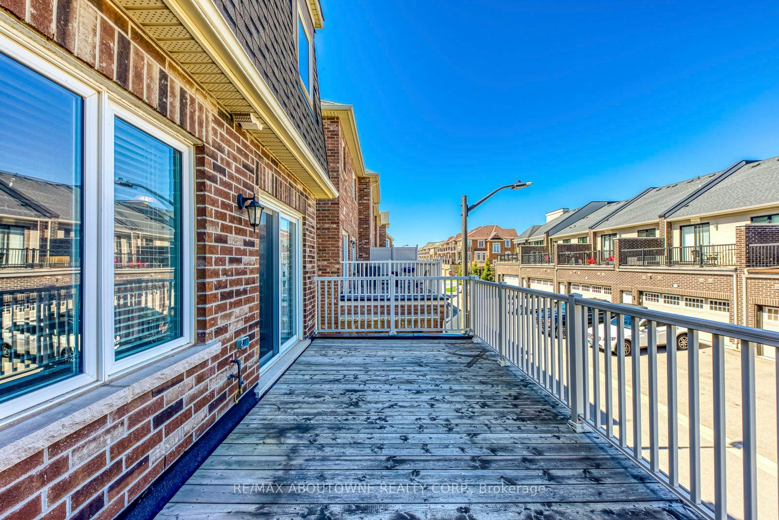 212 Ellen Davidson Drive, Oakville, ON, L6M 0V1 - 22