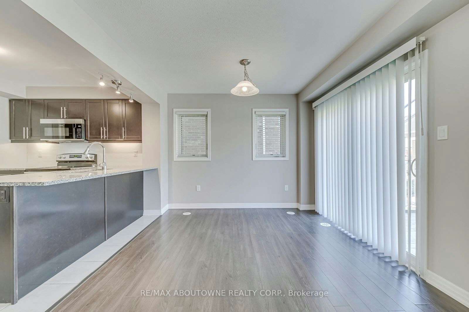 212 Ellen Davidson Drive, Oakville, ON, L6M 0V1 - 18